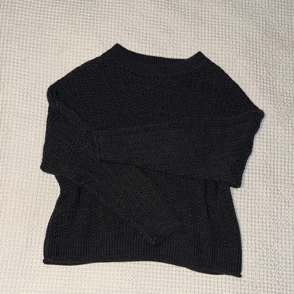 Women's Universal Thread Sweater